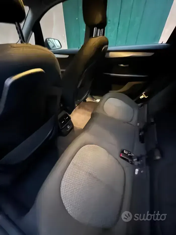 Usado BMW 218 150 HP (110 kW) 2016 Azul Monovolume