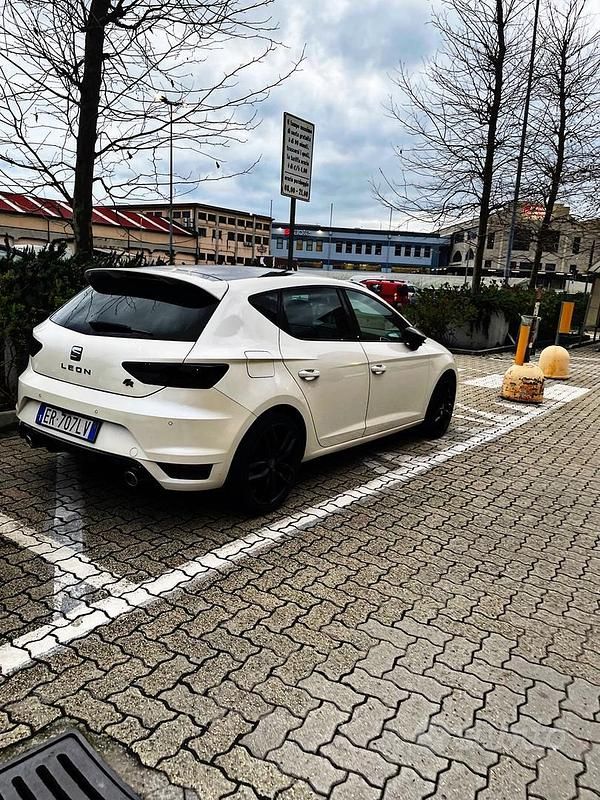 Usata Seat Leon FR 2013 Bianco Berlina
