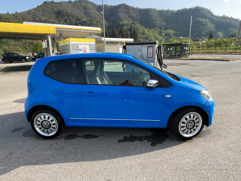 Usato 2014 VW up! 1.0 CNG_Hybrid 68 CV (3.900 €)