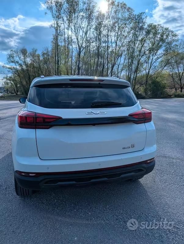Usata EVO Evo 5 127 CV (93 kW) 2023 Bianco SUV