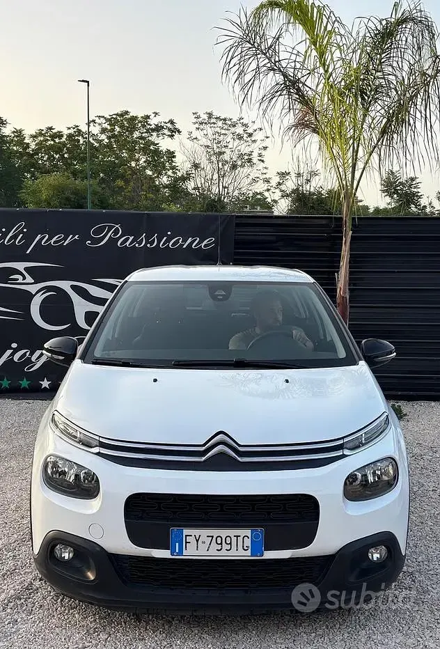 Usata Citroën C3 102 CV (75 kW) 2019 Bianco Utilitaria