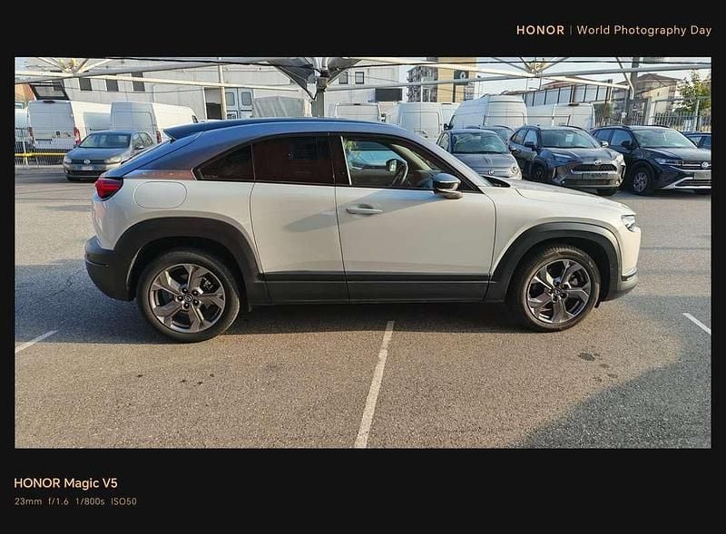 Bianco Usata 2021 Mazda MX30 Exclusive SUV | 14.900 € (Buon prezzo) - Immagine 1/4