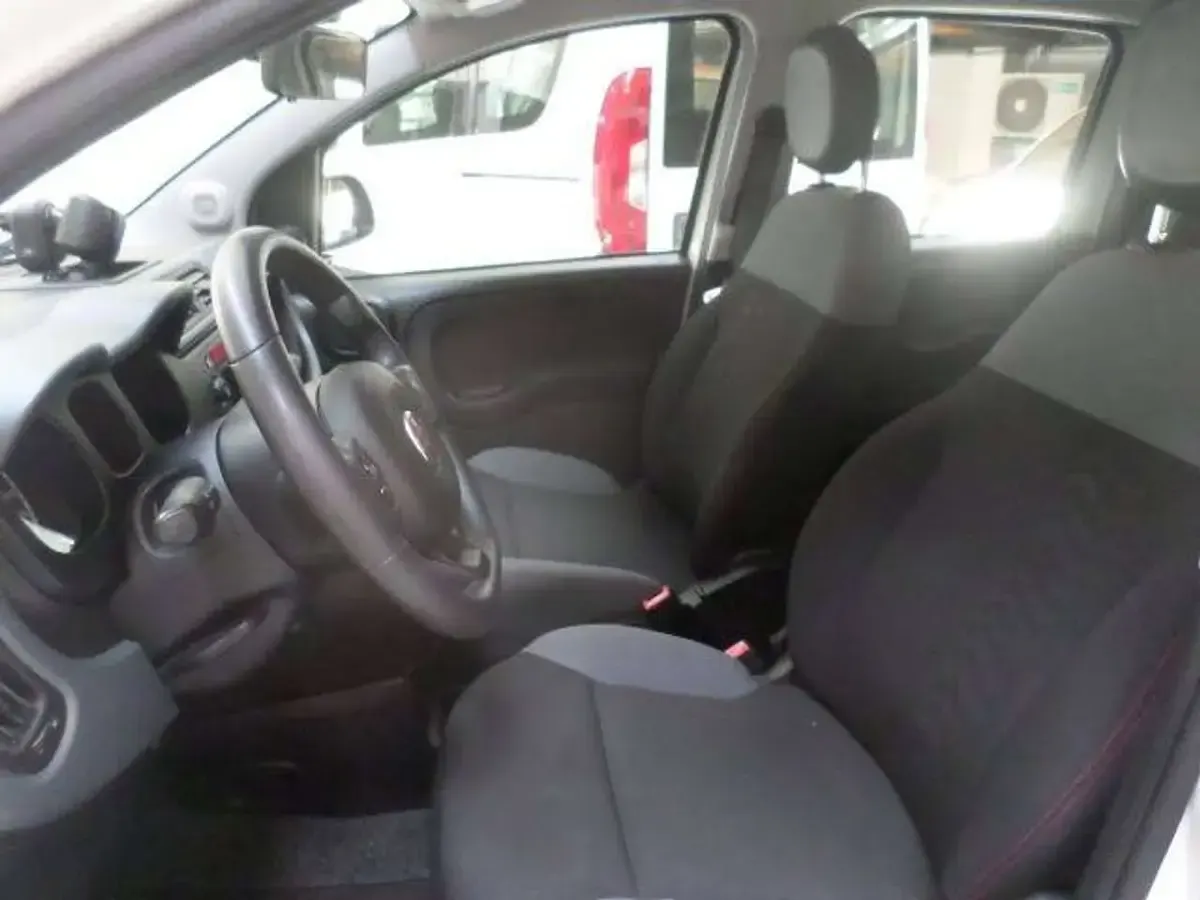 Usata Fiat Panda Easy 84 CV (61 kW) 2020 Bianco Utilitaria