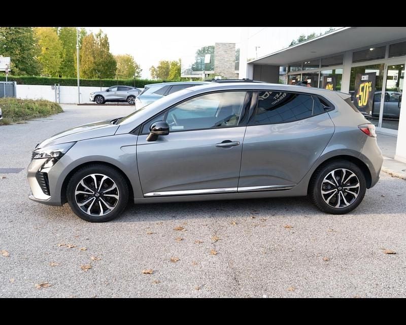 Usata Renault Clio V Techno 91 CV (66 kW) 2025 Grigio scisto Berlina