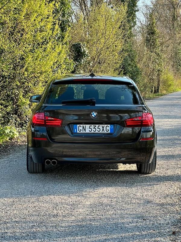 Usata BMW 520 Comfort Edition 190 CV (139 kW) 2015 Station wagon