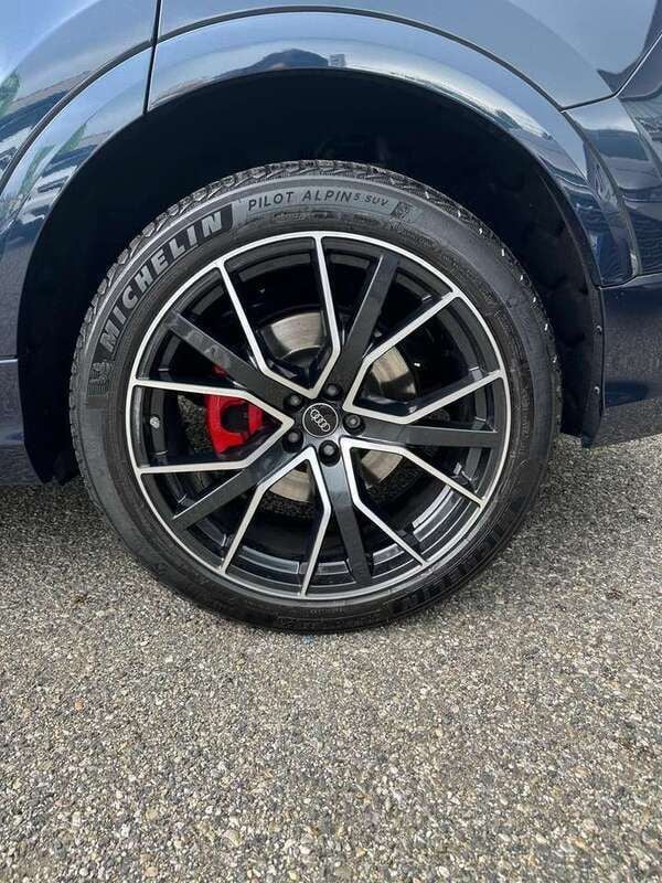 Usata Audi Q8 S-Line 286 CV (210 kW) 2023 Blu/azzurro SUV