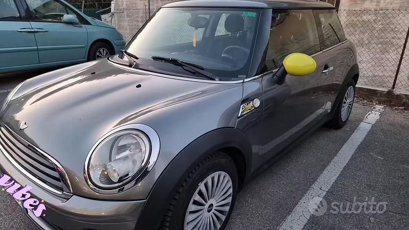 Usata Mini ONE 75 CV (55 kW) 2010 Grigio Utilitaria
