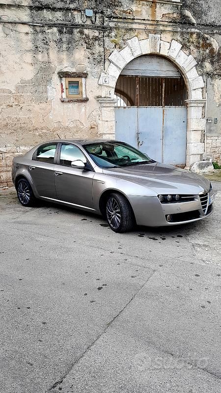 Usata Alfa Romeo 159 150 CV (110 kW) 2007 Grigio Berlina