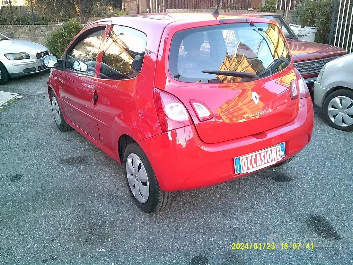 Usata Renault Twingo 75 CV (55 kW) 2012 Rosso Utilitaria
