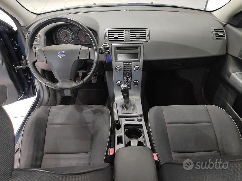 Usata Volvo C30 Kinetic 115 CV (84 kW) 2010 Blu/azzurro Utilitaria