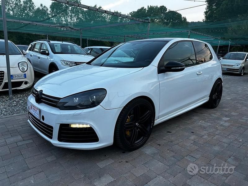 Bianco Usata 2012 VW Golf VII R Tre volumi | 17.500 € (Molto cara) - Immagine 1/4
