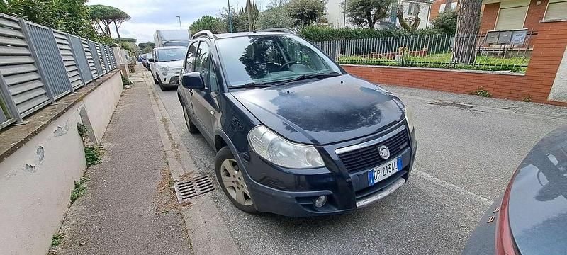 Usata Fiat Sedici 120 CV (88 kW) 2008 SUV