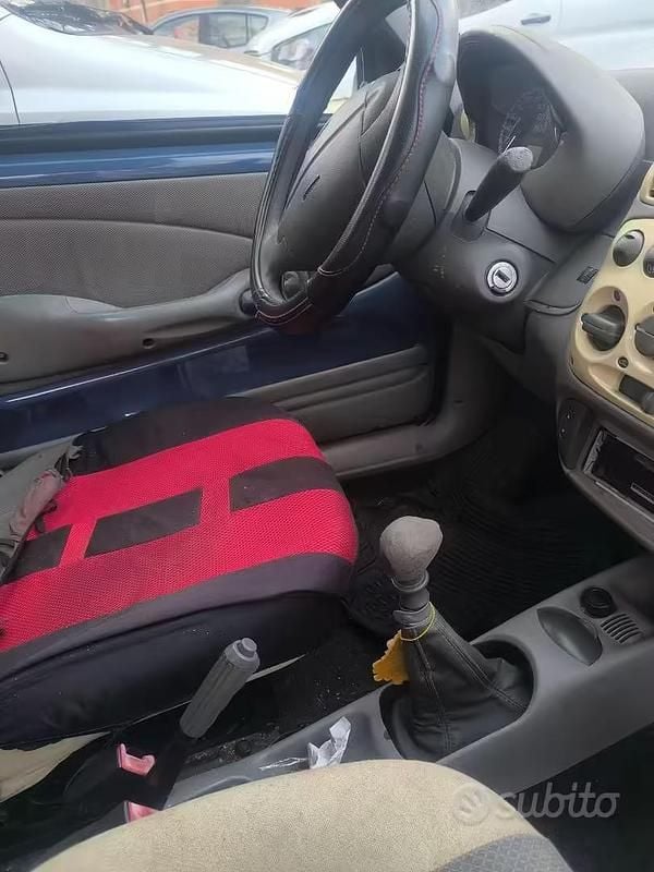 Usata Fiat 600 2007 Blu Utilitaria
