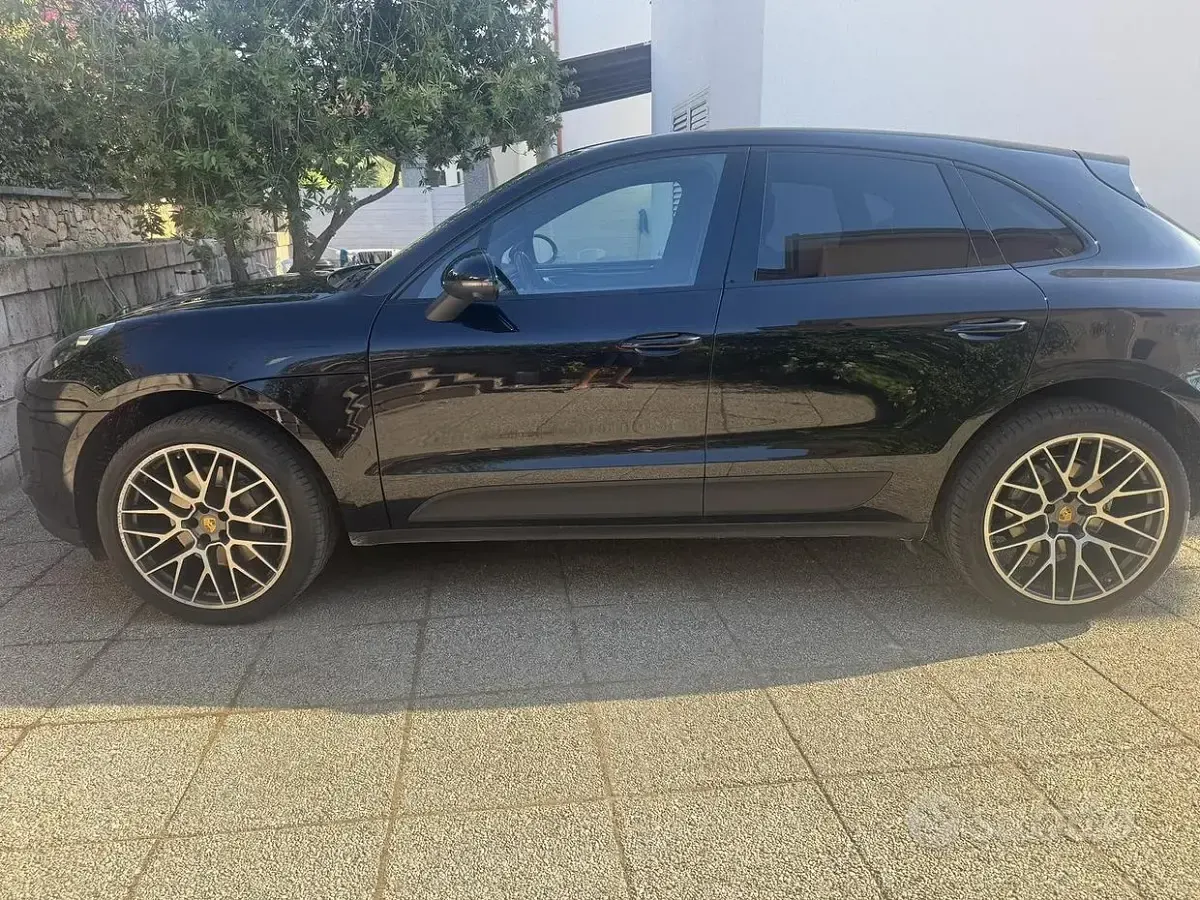 Usata Porsche Macan 353 CV (259 kW) 2021 Nero SUV