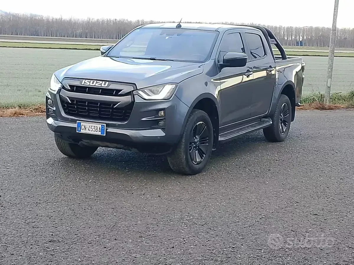 Usata Isuzu D-Max 163 CV (119 kW) 2023 Pick-up