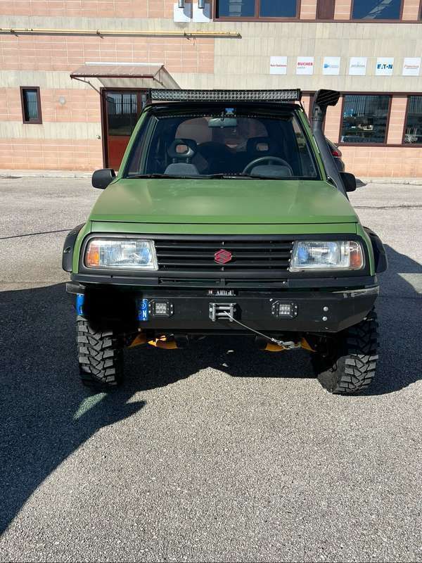 Usata 1995 Suzuki Vitara SUV | 5500 € - Immagine 1/4