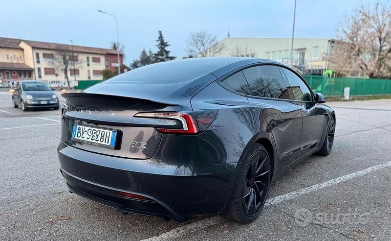 Usata Tesla Model 3 Performance 461 kW (627 CV) 2025 Berlina