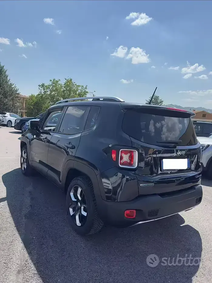 Usata Jeep Renegade Longitude 120 CV (88 kW) 2015 Nero SUV