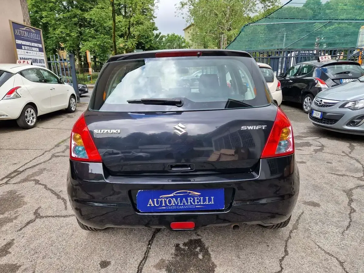 Usata Suzuki Swift GL 91 CV (66 kW) 2008 Nero Utilitaria