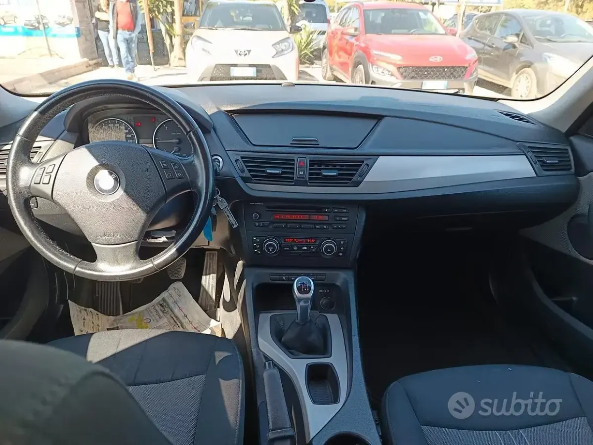 Usata BMW X1 177 CV (130 kW) 2010 Blu SUV