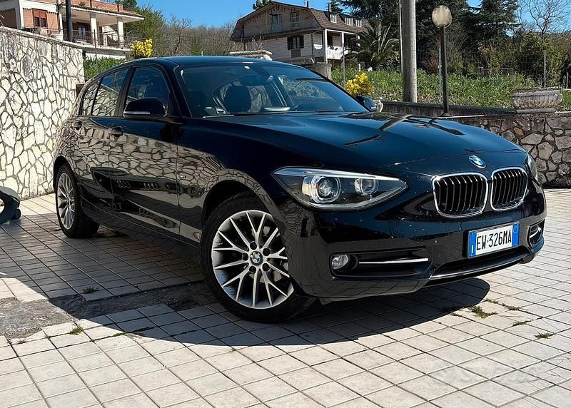 Usata BMW 118 Sport Line 143 CV (105 kW) 2014 Nero Utilitaria