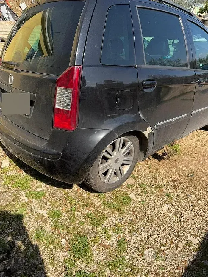Usata Fiat Idea 69 CV (50 kW) 2008 Nero Monovolume