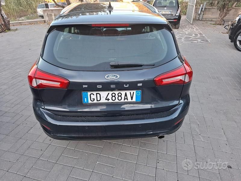 Usata Ford Focus Business Edition 120 CV (88 kW) 2020 Blu Station wagon