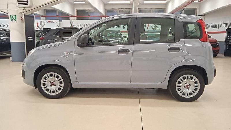 Usata Fiat Panda S 69 CV (50 kW) 2022 Grigio moda Utilitaria