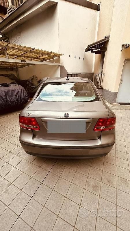 Usata Saab 9-3 122 CV (89 kW) 2004 Grigio Berlina