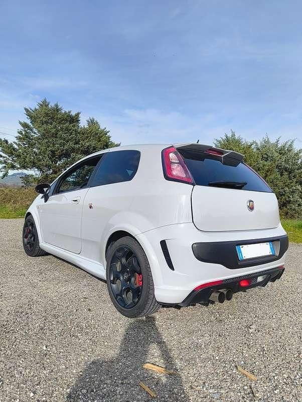 Usata Abarth Punto Evo 179 CV (131 kW) 2013 Grigio Utilitaria
