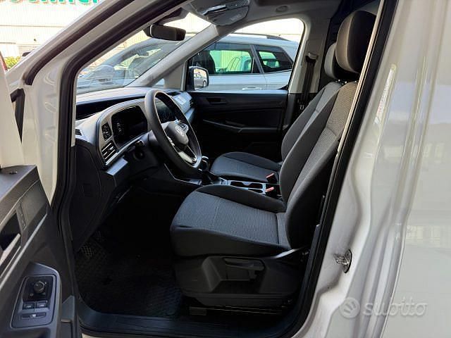 Usata VW Caddy Business 102 CV (75 kW) 2025 Bianco Monovolume