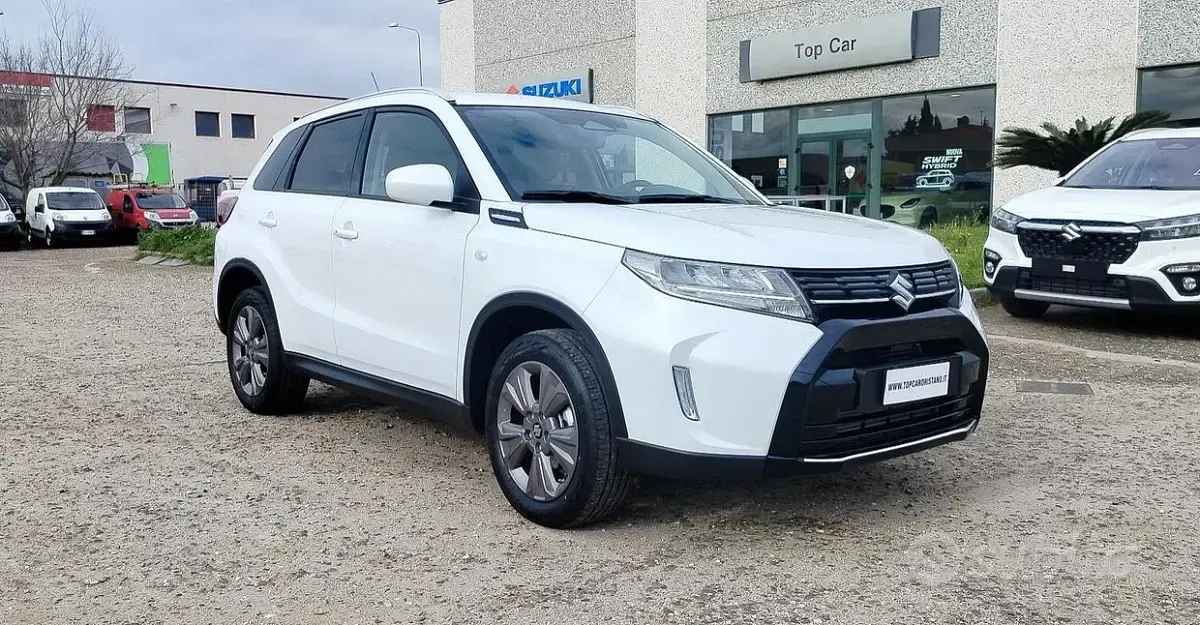 Nuova Suzuki Vitara Cool 129 CV (94 kW) 2026 Bianco SUV