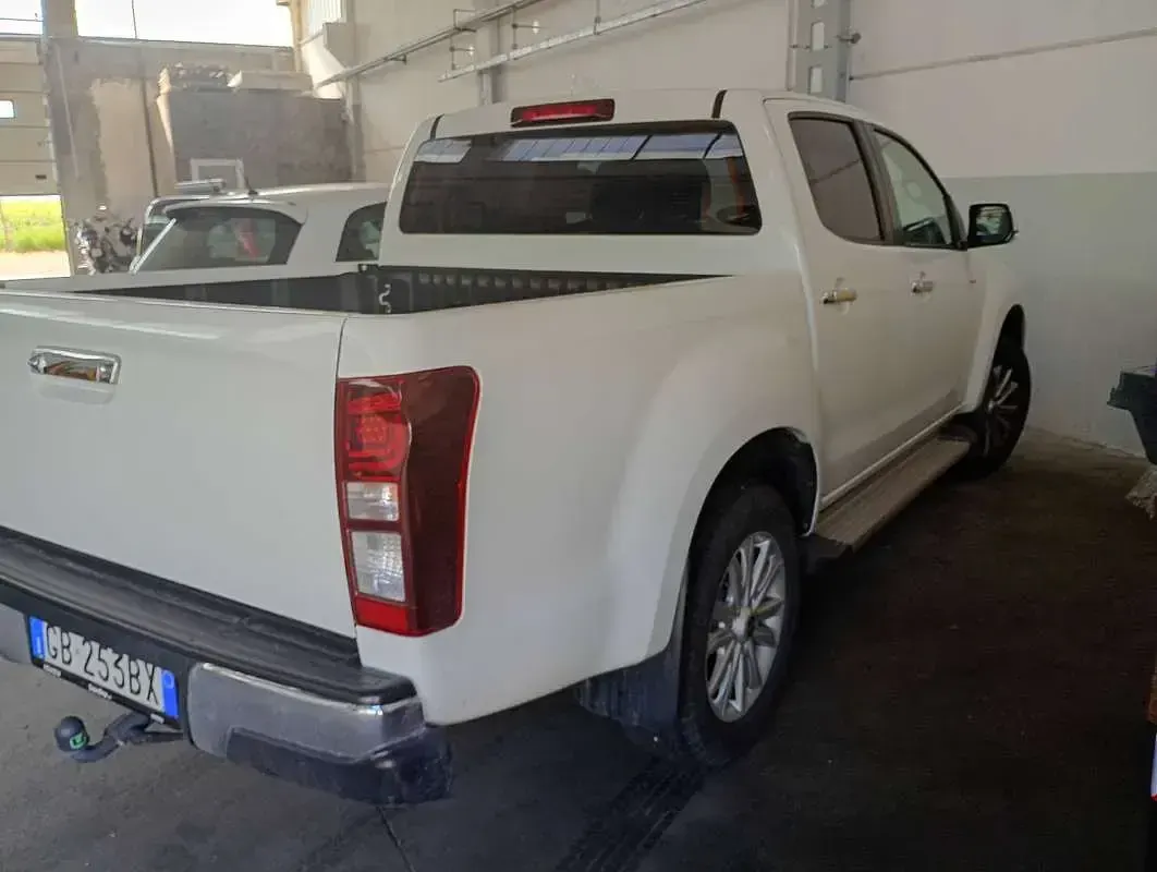Usata Isuzu D-Max 163 CV (119 kW) 2020 Bianco SUV