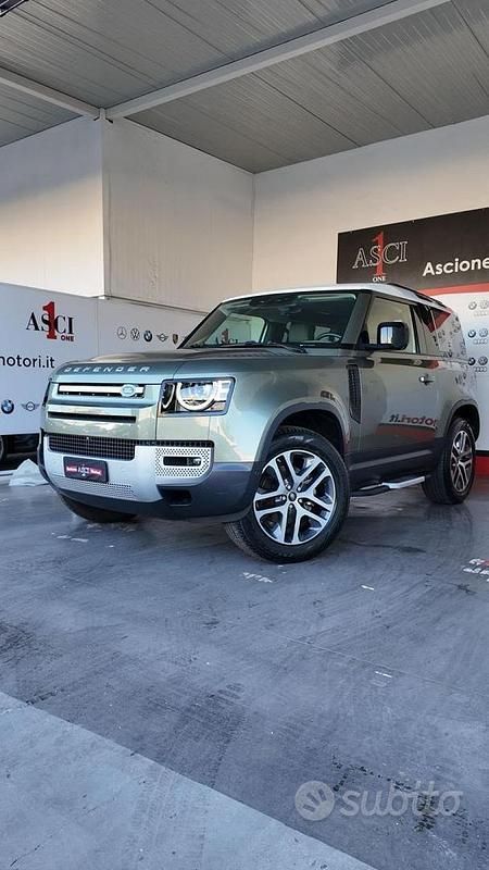 Usata Land Rover Defender HSE Dynamic 300 CV (220 kW) 2021 Verde SUV