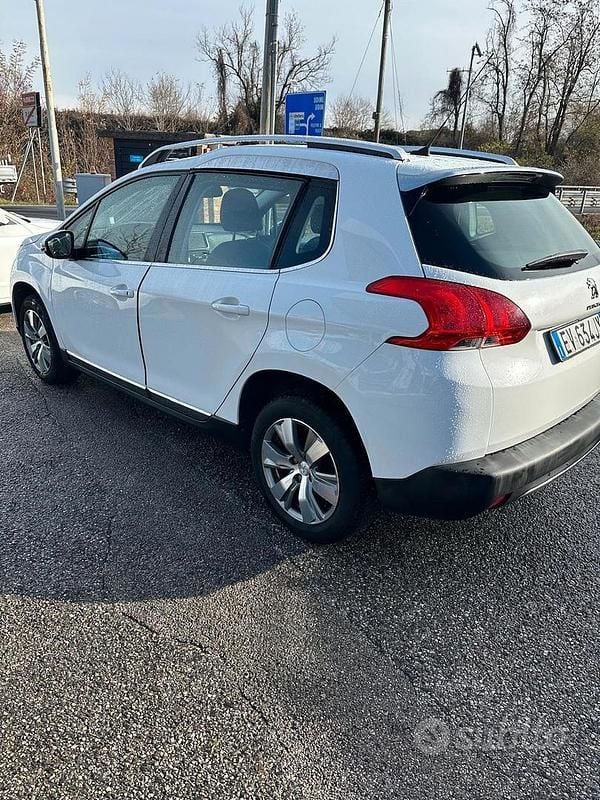 Usata Peugeot 2008 82 CV (60 kW) 2014 Bianco SUV