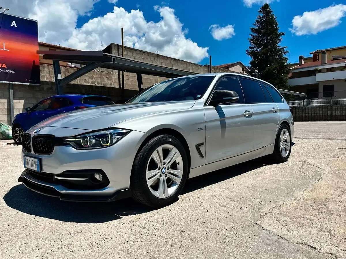 Usata BMW 316 Sport Line 116 CV (85 kW) 2016 Grigio Station wagon