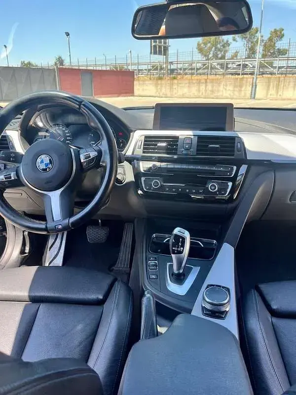 Usata BMW 318 M Sport 150 CV (110 kW) 2018 Nero Berlina