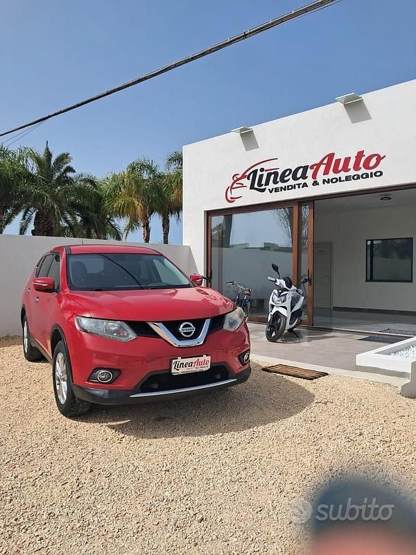 Usata Nissan X-Trail Style Edition 131 CV (96 kW) 2017 Rosso SUV