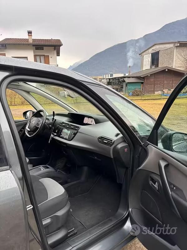 Usata Citroën C4 SpaceTourer 2015 Grigio Monovolume