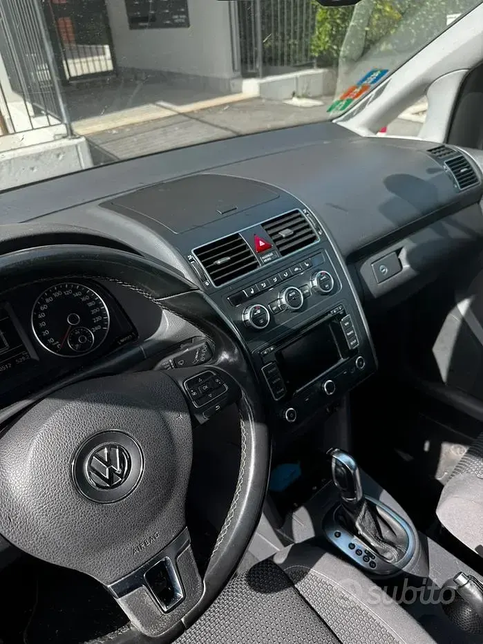 Usata VW Touran 140 CV (102 kW) 2015 Bluazzurro Monovolume
