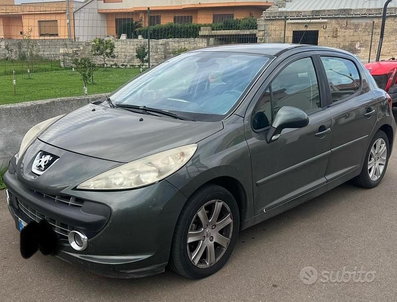 Usata Peugeot 207 109 CV (80 kW) 2008 Grigio Berlina