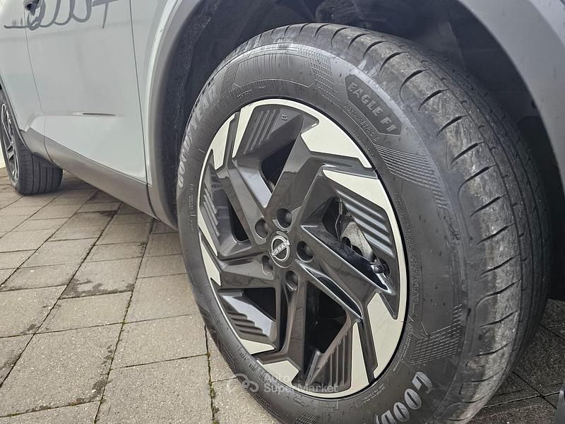 Usata Nissan Qashqai N-Connecta 158 CV (116 kW) 2025 Grigio SUV