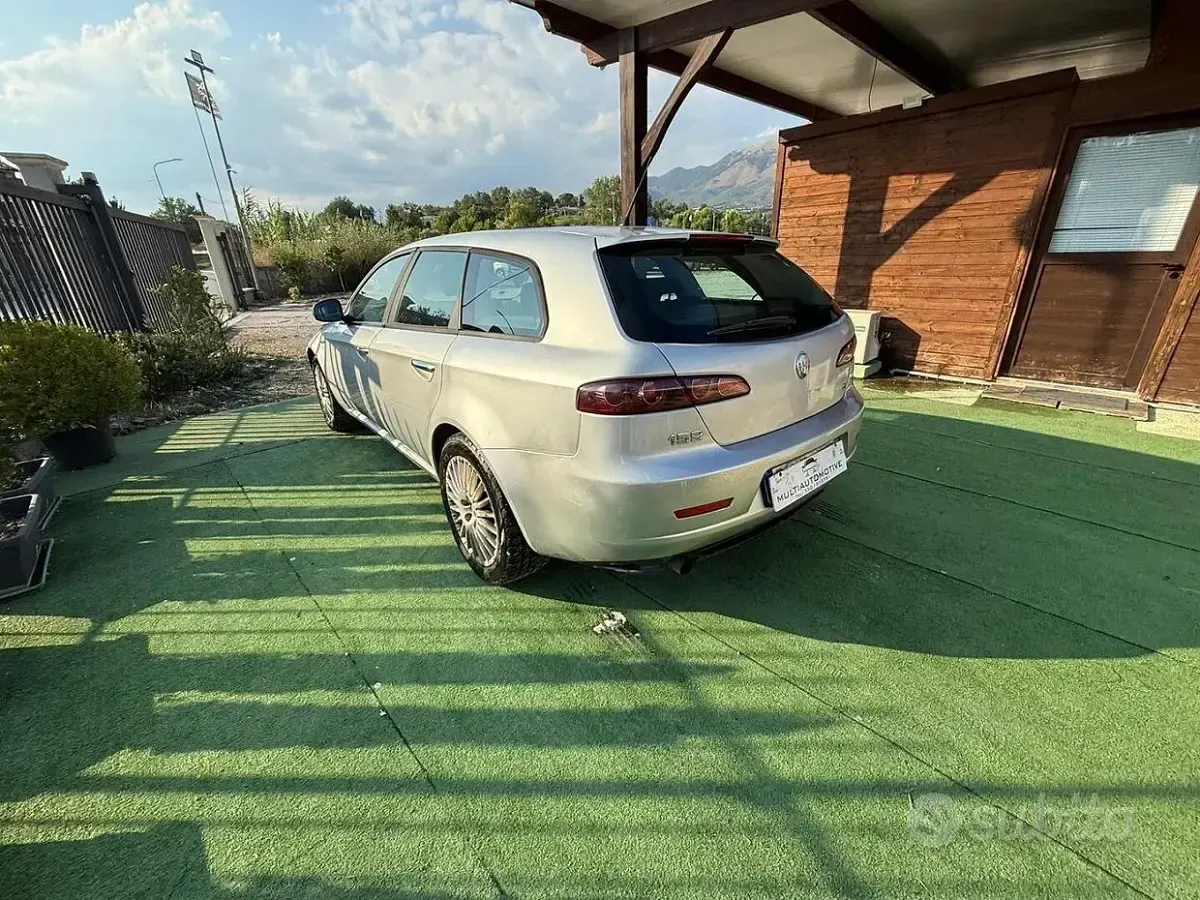 Usata Alfa Romeo 159 150 CV (110 kW) 2008 Bianco Station wagon
