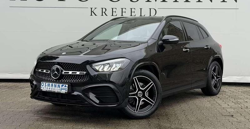 Nero Usata 2023 Mercedes GLA200 AMG SUV | 36.990 € (Ottimo prezzo) - Immagine 1/4