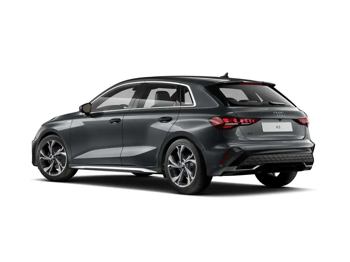 Nuova Audi A3 S-Line 116 CV (85 kW) 2026 Grigio daytona perlato Berlina