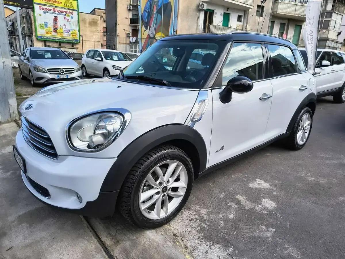 Usata Mini Cooper D Countryman 111 CV (81 kW) 2012 Bianco SUV