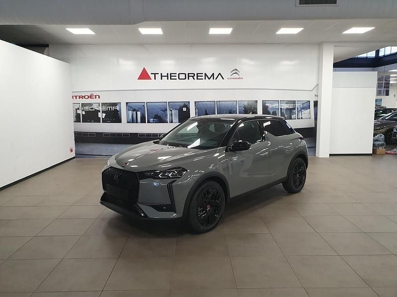 Grigio Usata 2023 DS Automobiles DS3 Crossback E-Tense Performance Line Plus SUV | 23.890 € (Super prezzo) - Immagine 1/4