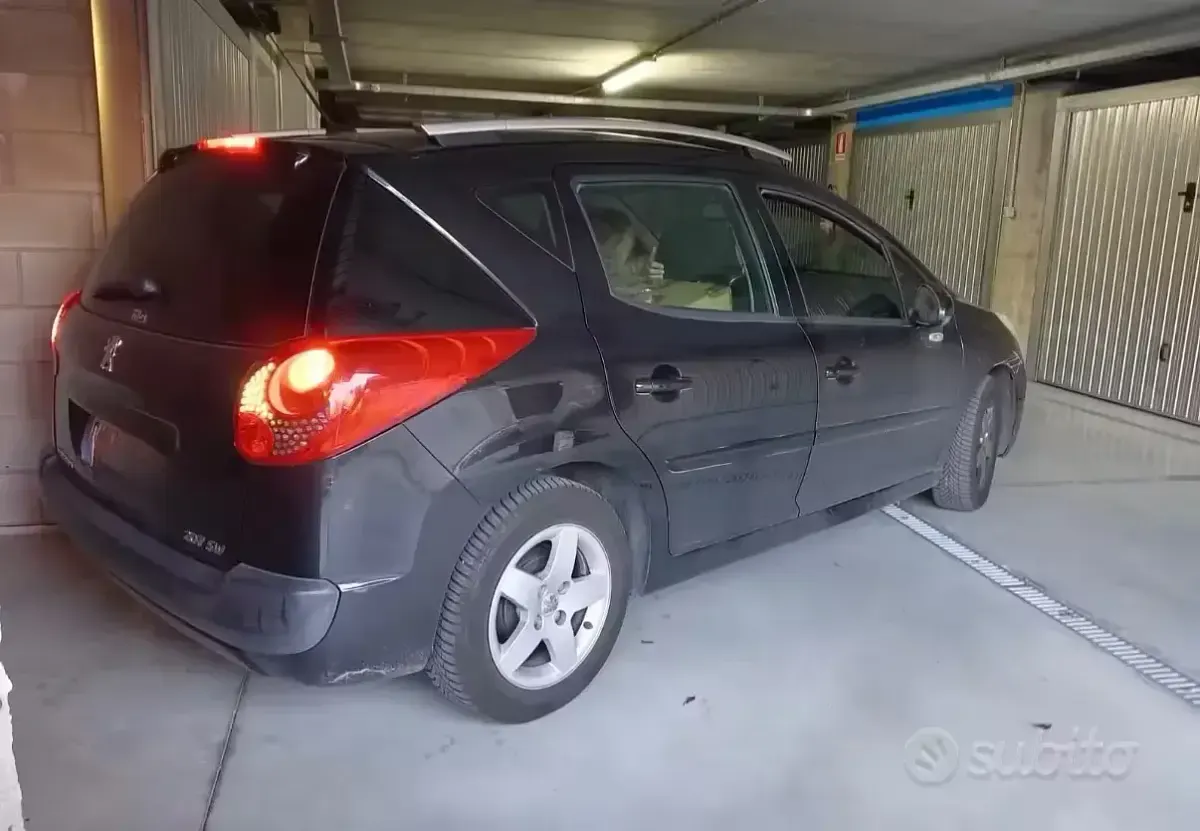 Usata Peugeot 207 2009 Nero Station wagon