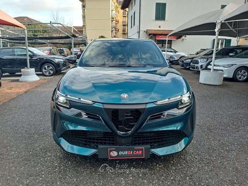 Nuova Alfa Romeo Junior Edizione Speciale 136 CV (100 kW) 2025 Blu SUV