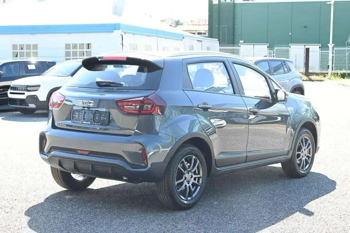 Nuova EMC QUATTRO 103 CV (75 kW) 2026 Grigio SUV